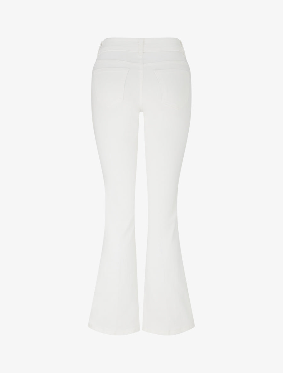 Pantalones acampanados con bolsillos y botones decorativos - Color crudo